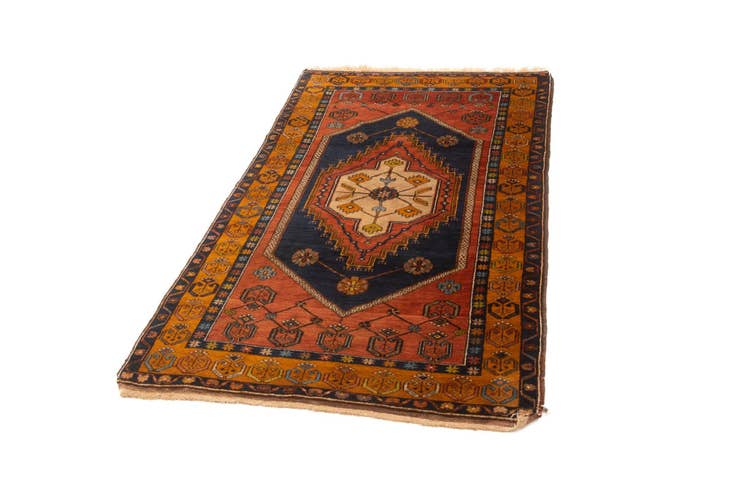 Detail image of 3' 7 x 6' 7 Yahyali Rug