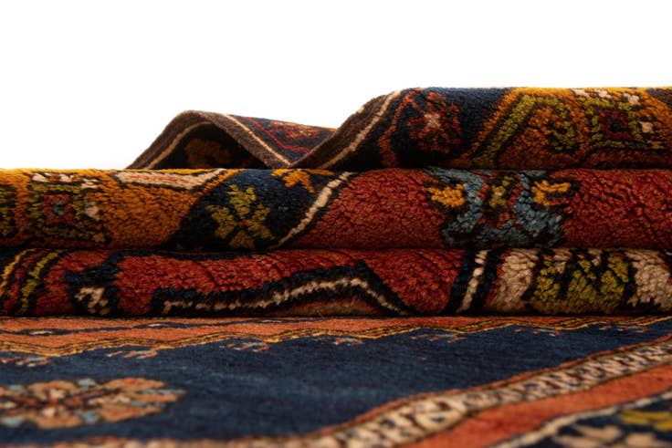 Detail image of 3' 7 x 6' 7 Yahyali Rug