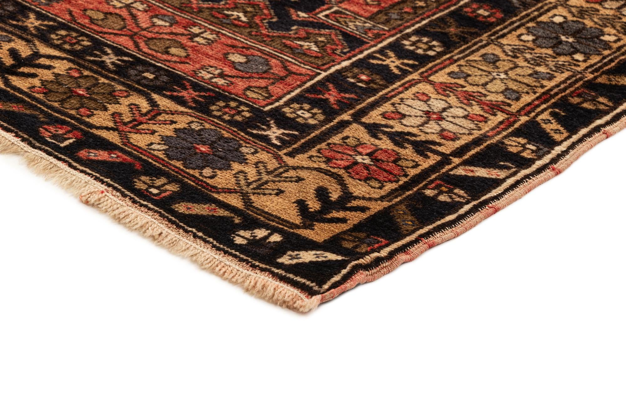 3' 10 x 7' 7 Yahyali Rug
