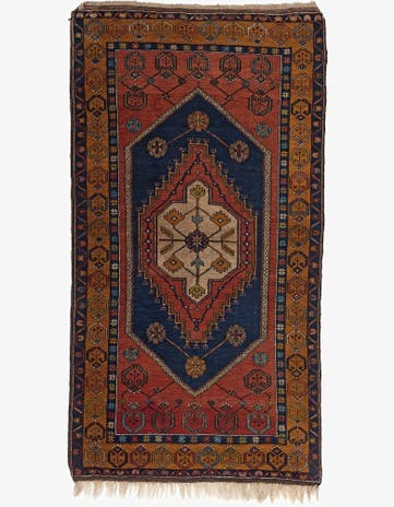 3' 7 x 6' 7 Yahyali Rug