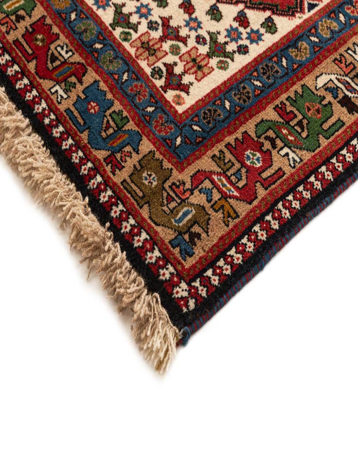 Detail image of 3' 5 x 5' Yalameh Rug