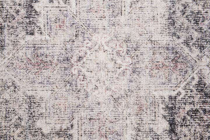 5' x 7' 7 Yara Rug