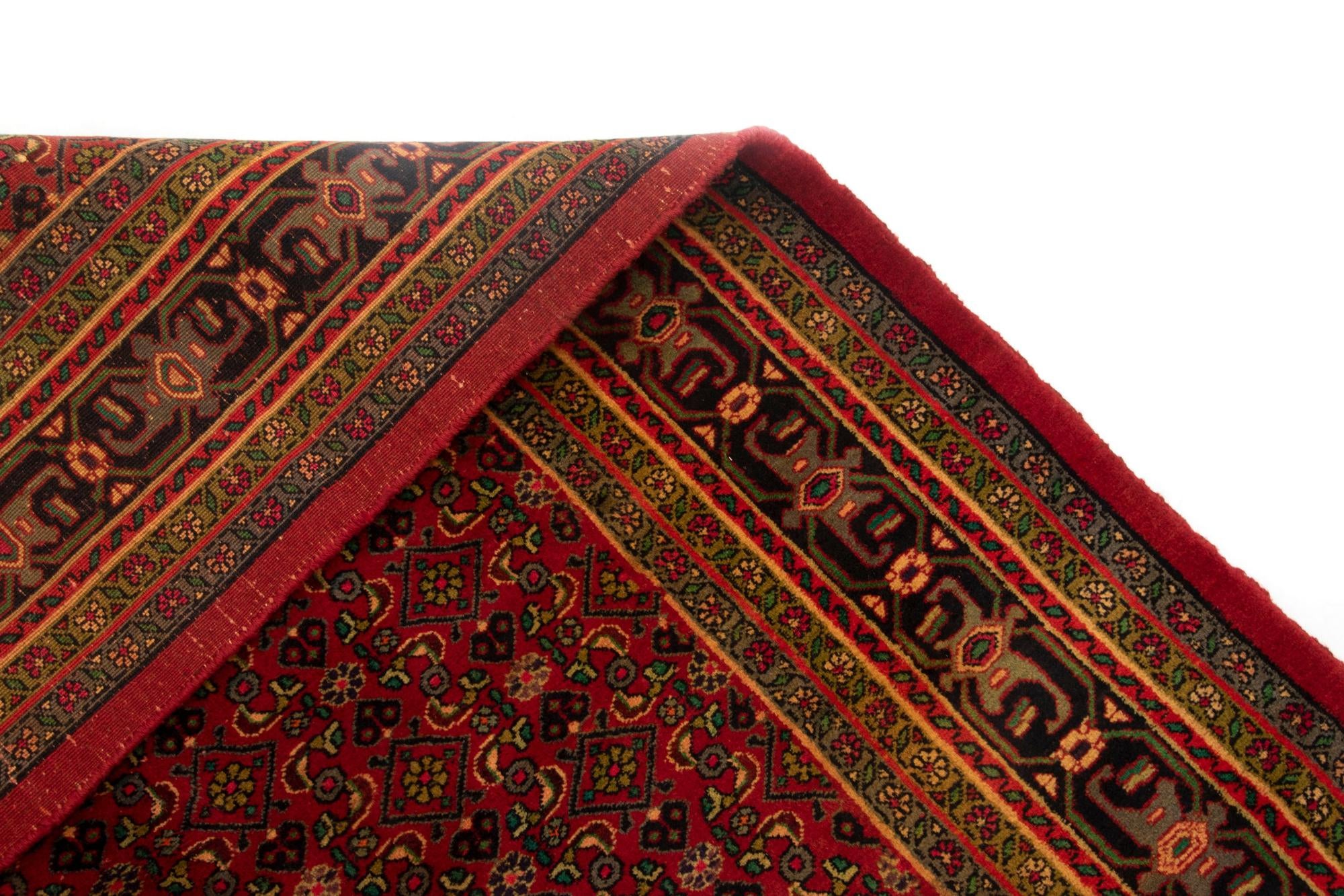 9' 10 x 12' 10 Hand Knotted Zanjan Persian Wool Rug