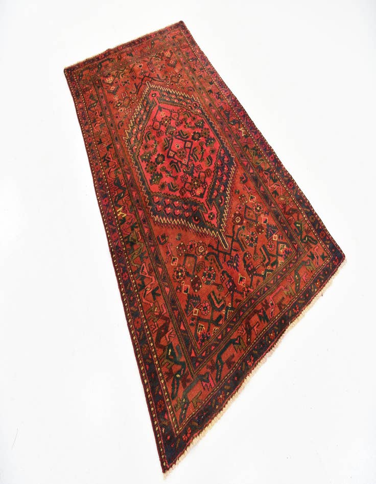 Detail image of 4' x 6' 7 Hand Knotted Zanjan Persian Wool Rug