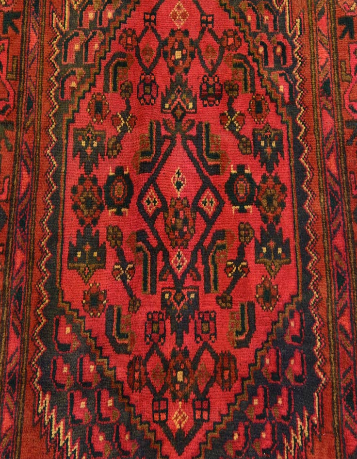 Detail image of 4' x 6' 7 Hand Knotted Zanjan Persian Wool Rug