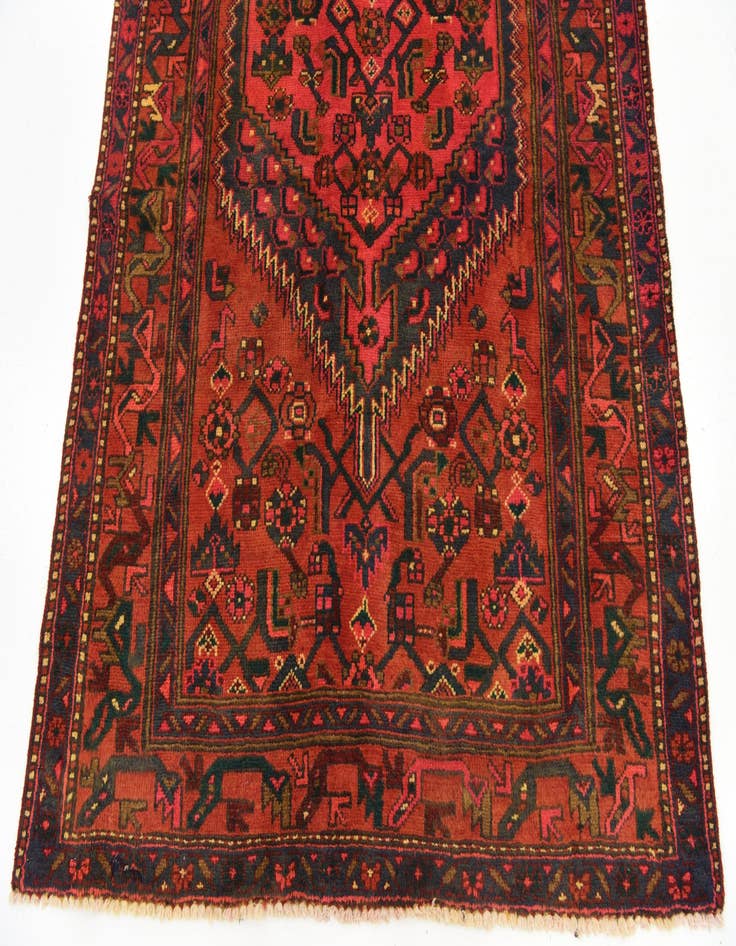 Detail image of 4' x 6' 7 Hand Knotted Zanjan Persian Wool Rug