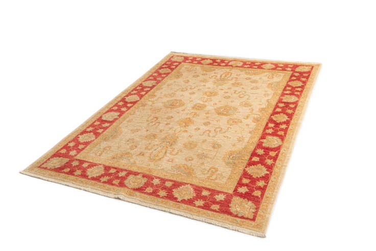 Detail image of 5' 8 x 7' 10 Ziegler Wool Rug