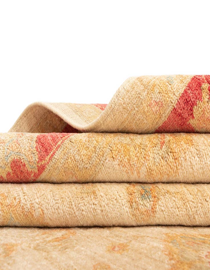 Detail image of 5' 8 x 7' 10 Ziegler Wool Rug