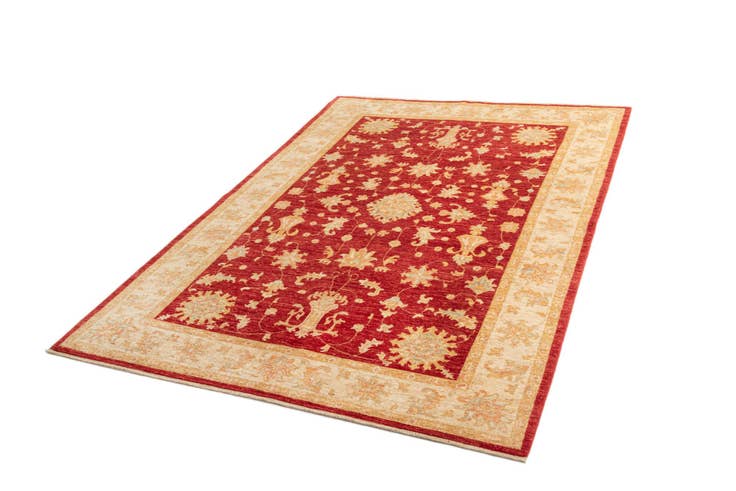 Detail image of 5' 7 x 8' 1 Ziegler Wool Rug