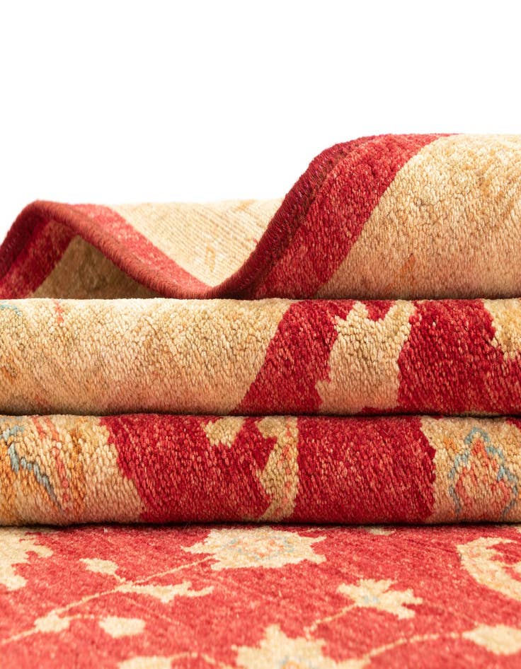 Detail image of 6' 9 x 9' 6 Ziegler Wool Rug
