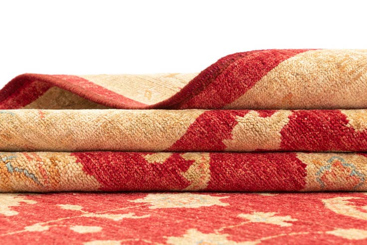 Detail image of 6' 9 x 9' 6 Ziegler Wool Rug