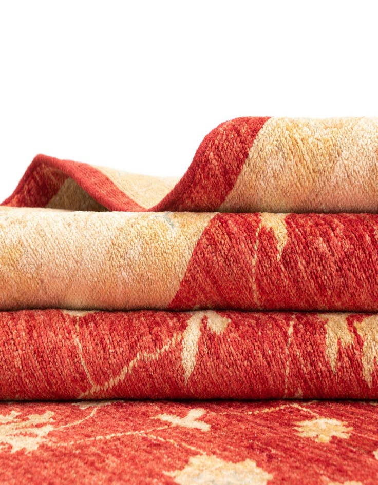 Detail image of 6' 8 x 9' 10 Ziegler Wool Rug