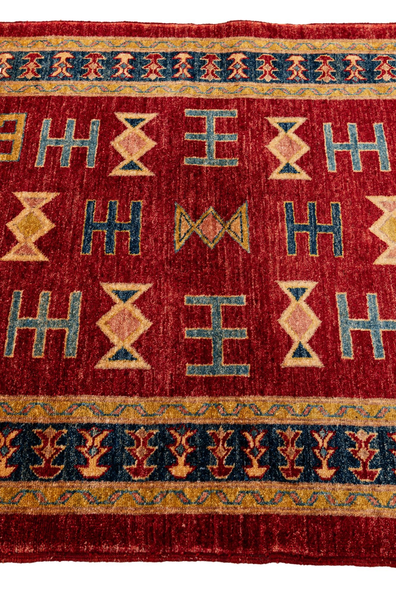 3' 5 x 4' 10 Hand Knotted Ziegler Wool Rug