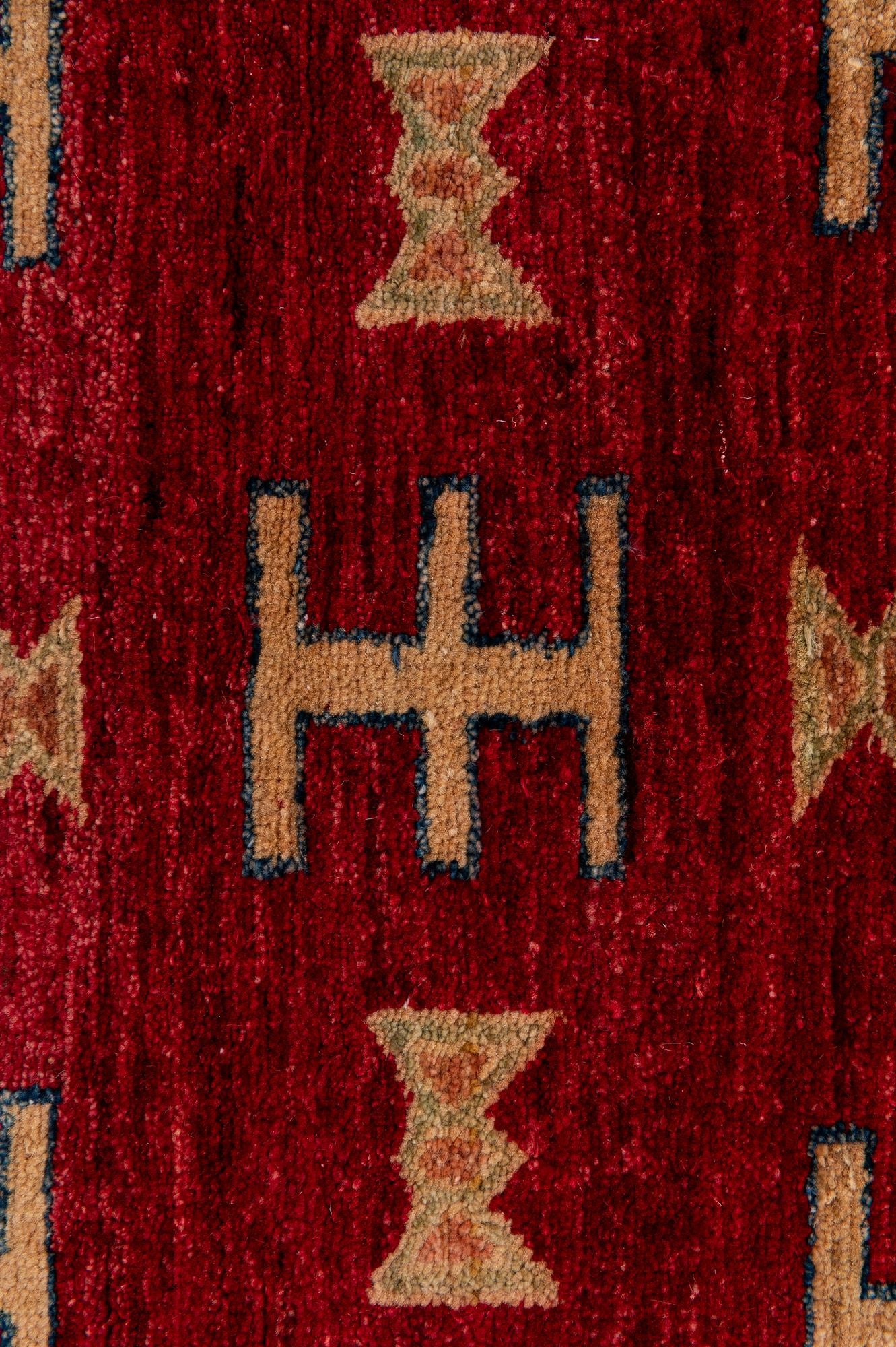 3' 4 x 4' 8 Hand Knotted Ziegler Wool Rug