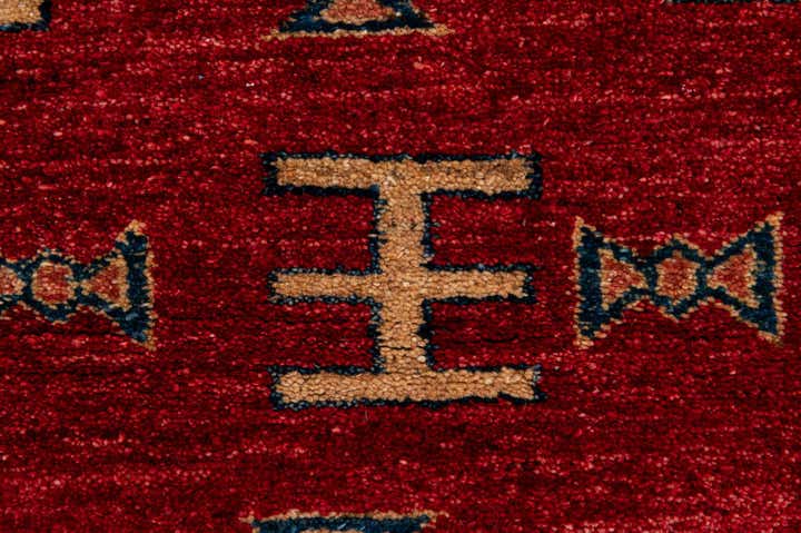 3' 5 x 4' 10 Hand Knotted Ziegler Wool Rug