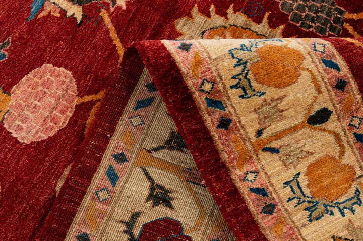 4' 11 x 6' 8 Hand Knotted Ziegler Wool Rug