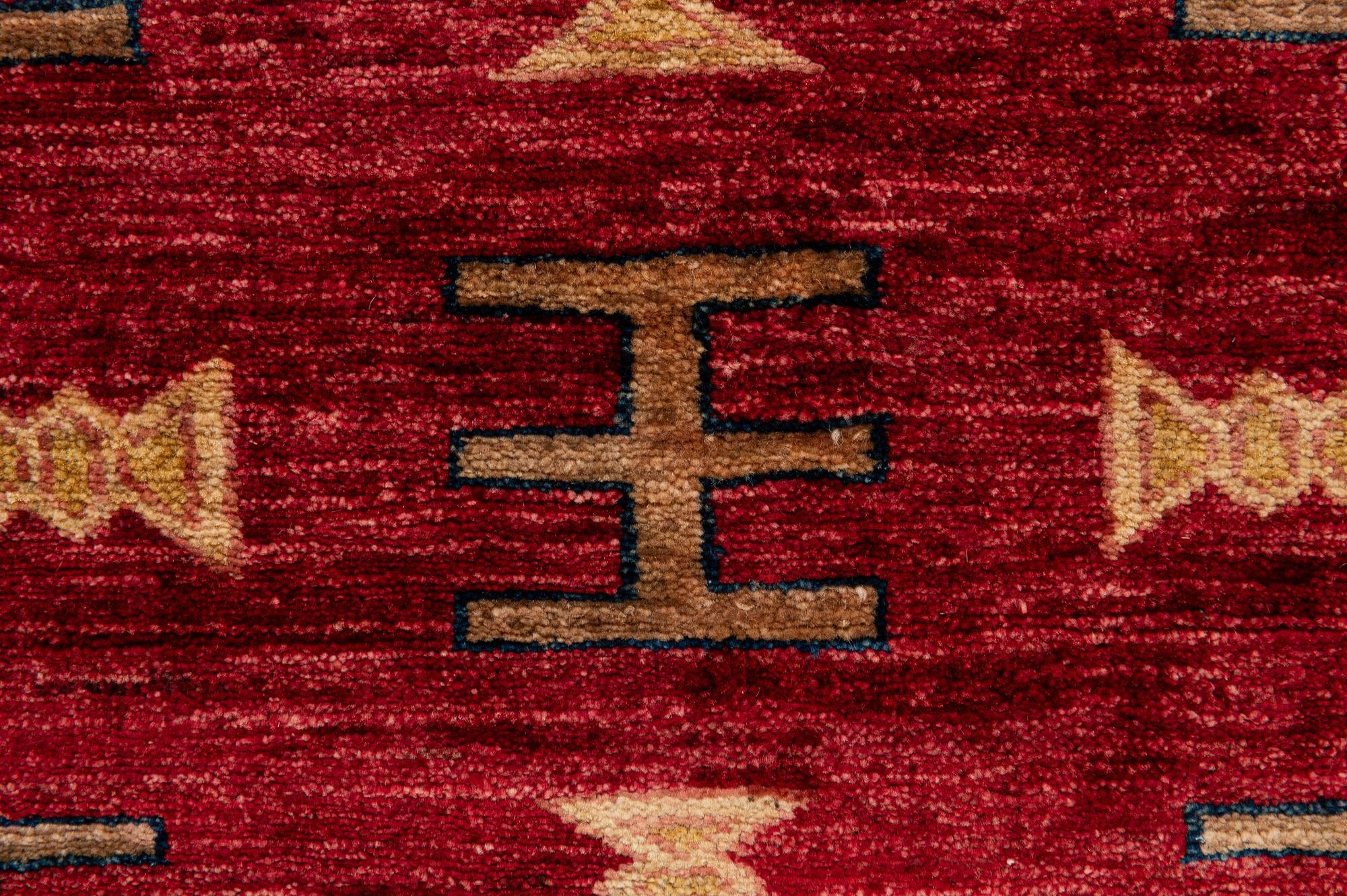 3' 5 x 4' 7 Hand Knotted Ziegler Wool Rug
