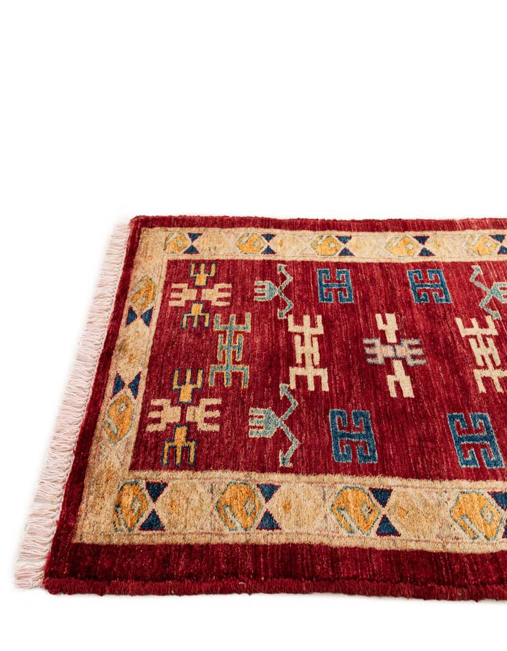 Detail image of 2' 5 x 3' 6  Hand Knotted Ziegler Wool Rug