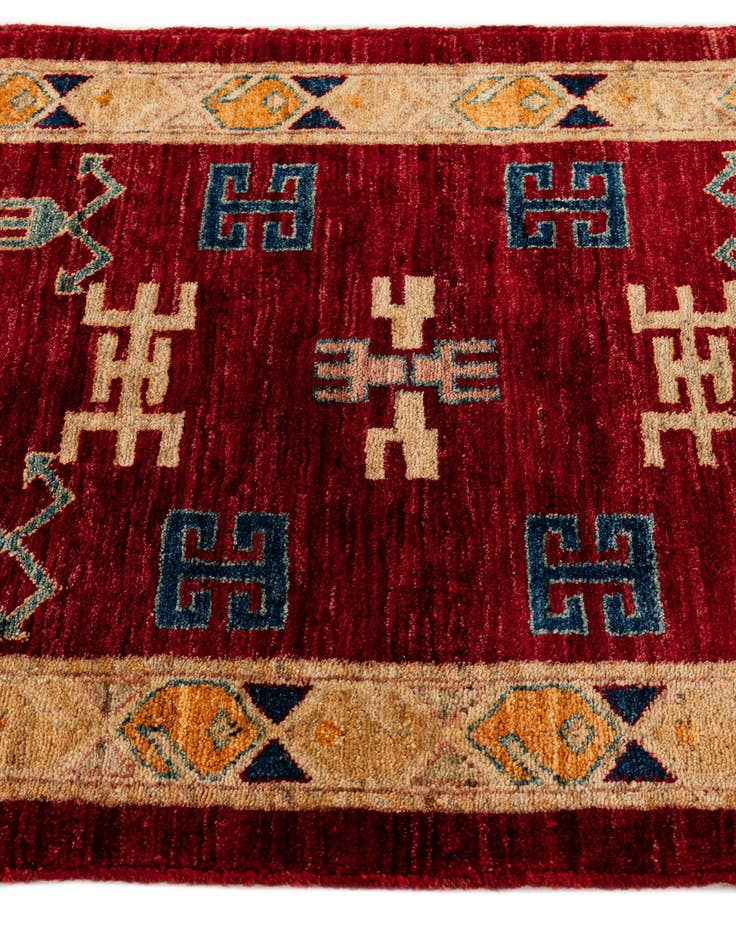 Detail image of 2' 5 x 3' 6  Hand Knotted Ziegler Wool Rug