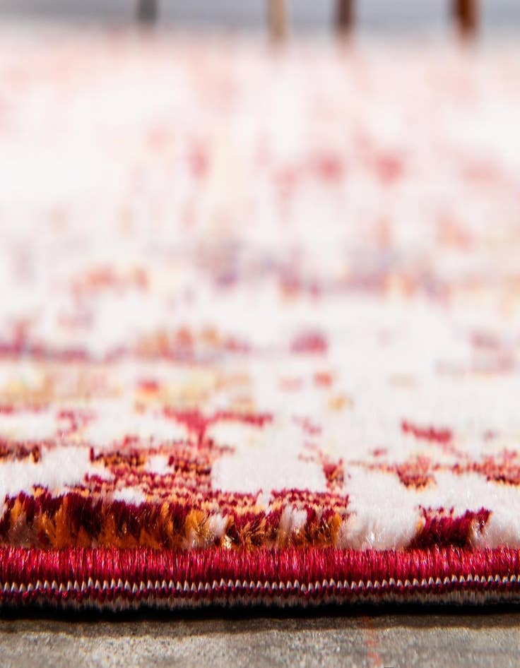 Detail image of 6' x 6' Alexis Round Rug