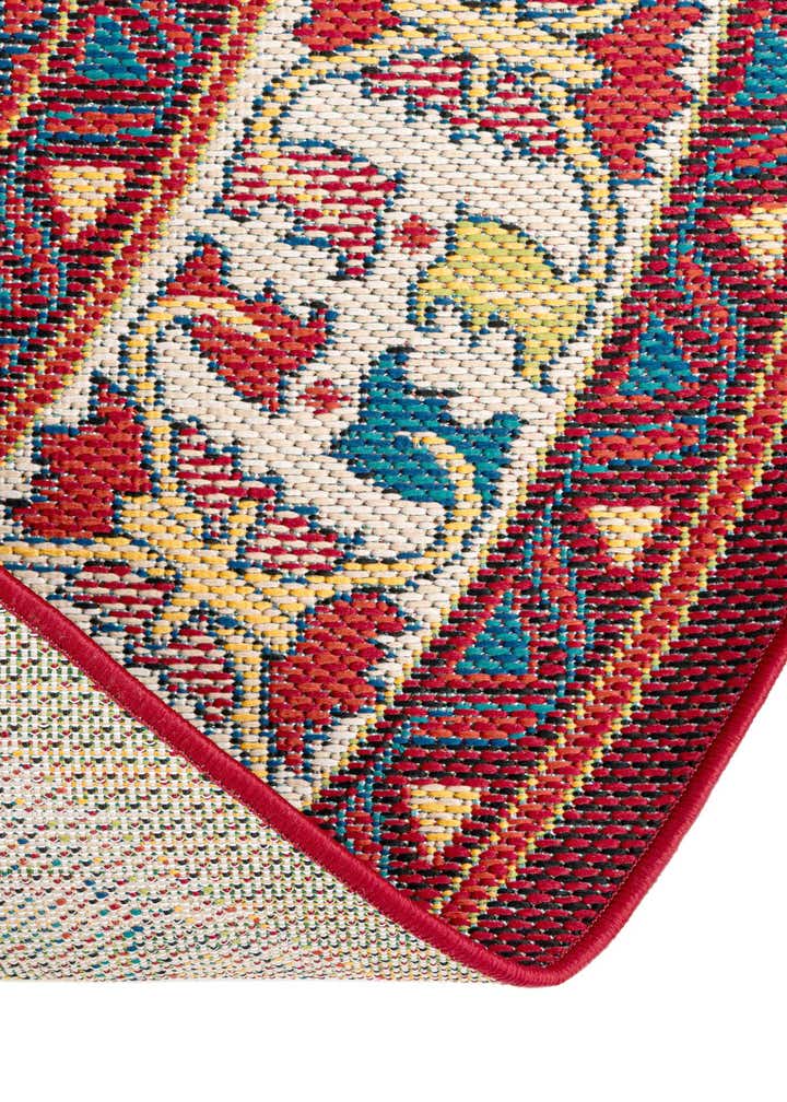 7' 10 x 7' 10 Easy-Clean Baja Indoor / Outdoor Round Rug