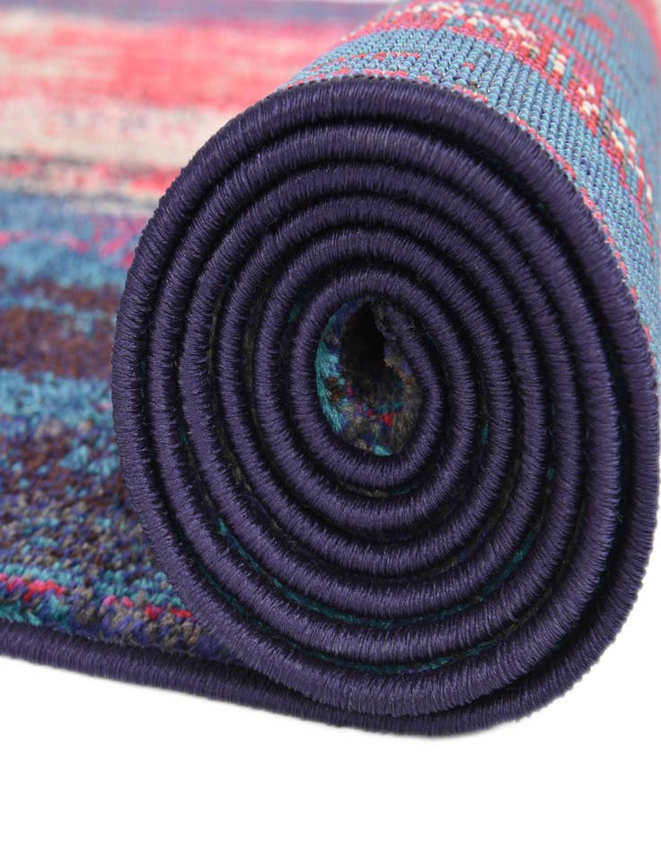 Detail image of 6' x 6'  Washable Barcelona Round Rug