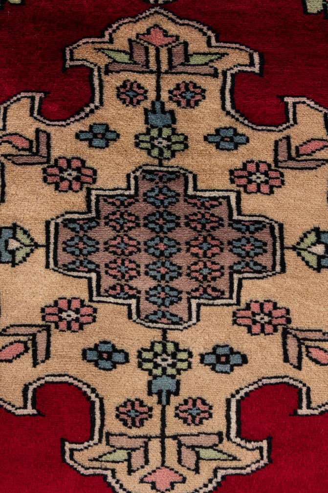 2' 7 x 2' 8 Hand Knotted Bokhara Oriental Wool Round Rug