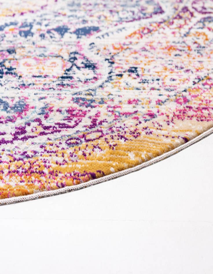 Detail image of 3' 7 x 3' 7 Budapest Round Rug