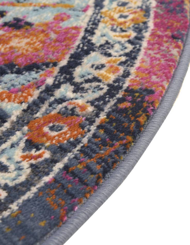 Detail image of 5' x 5' Budapest Round Rug