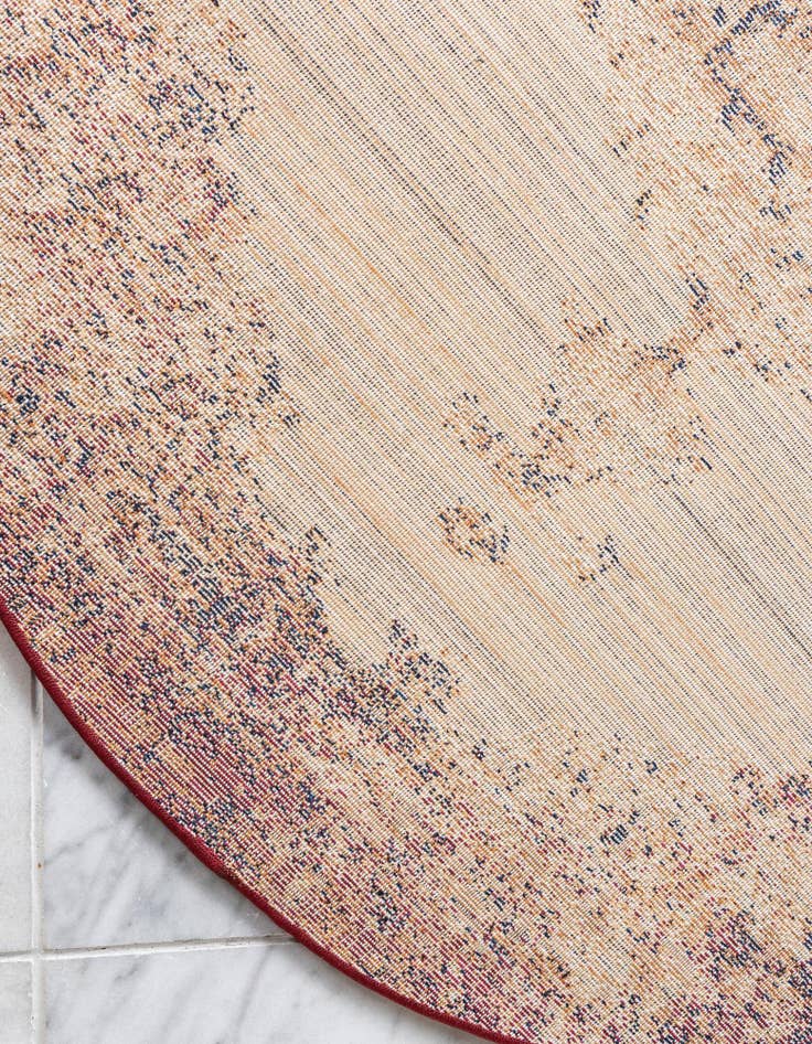 Detail image of 8' x 8' Charlestown Round Rug