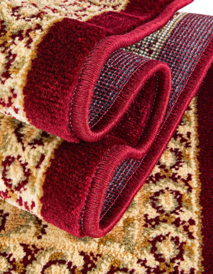 Detail image of 7' 10 x 7' 10 Chateau Round Rug