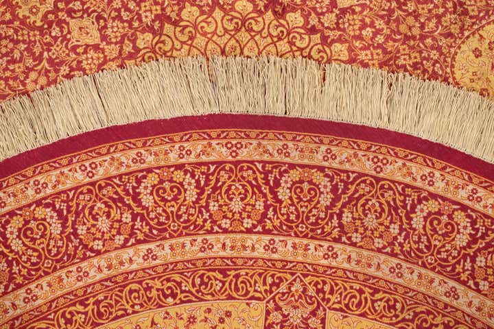 6' 7 x 6' 7 Ghom Silk Round Rug