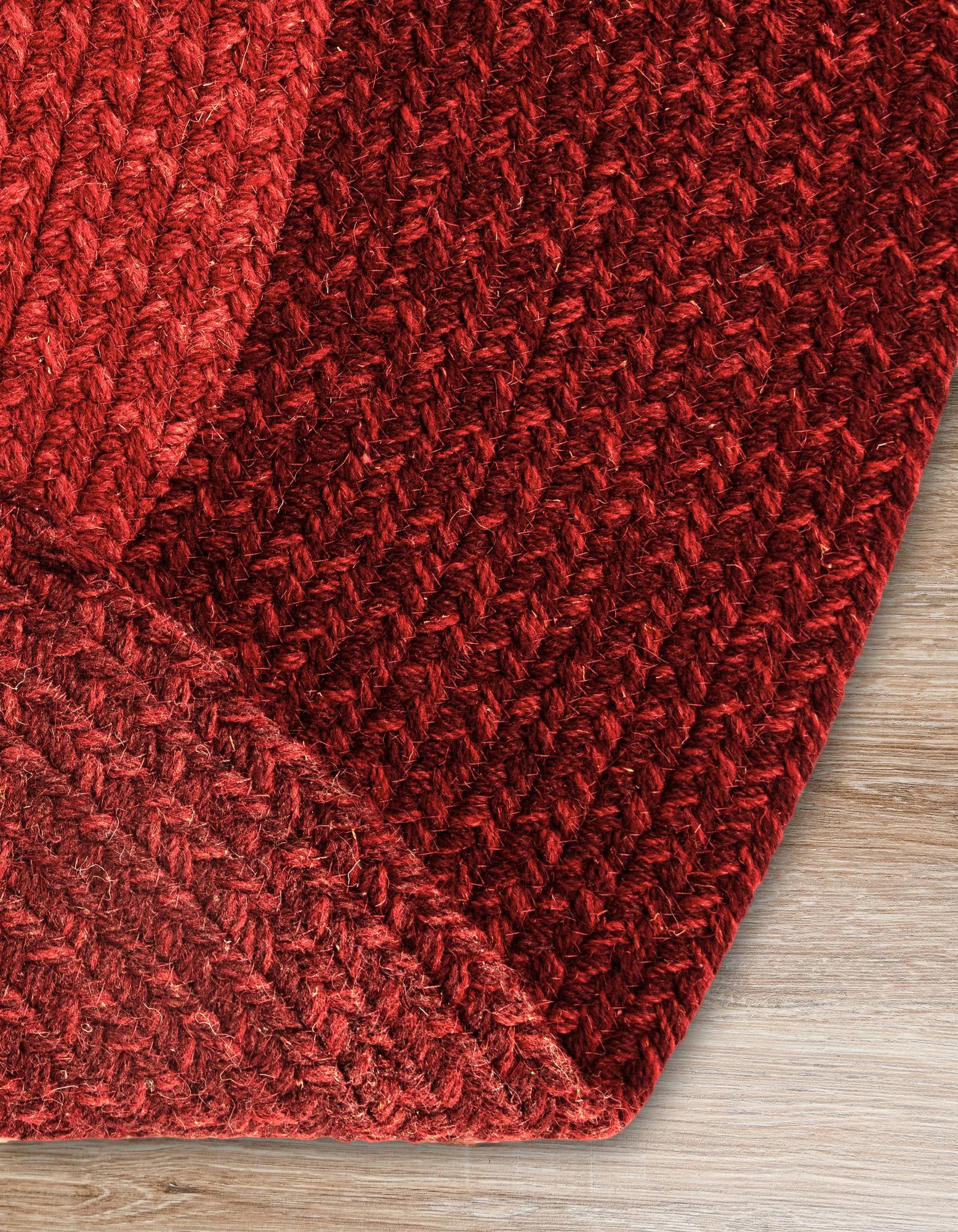 5' 1 x 5' 1 Hand Braided Wool Round Rug