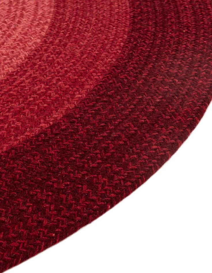 Detail image of 5' 1 x 5' 1 Hand Braided Wool Round Rug