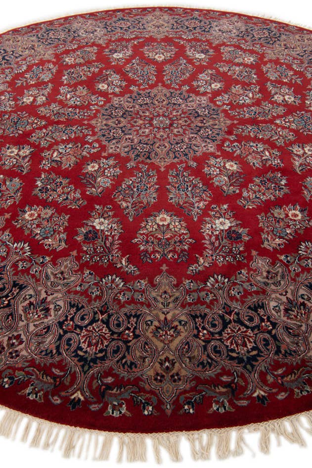 Detail image of 8' x 8' Hand Knotted Isfahan Wool Round Rug