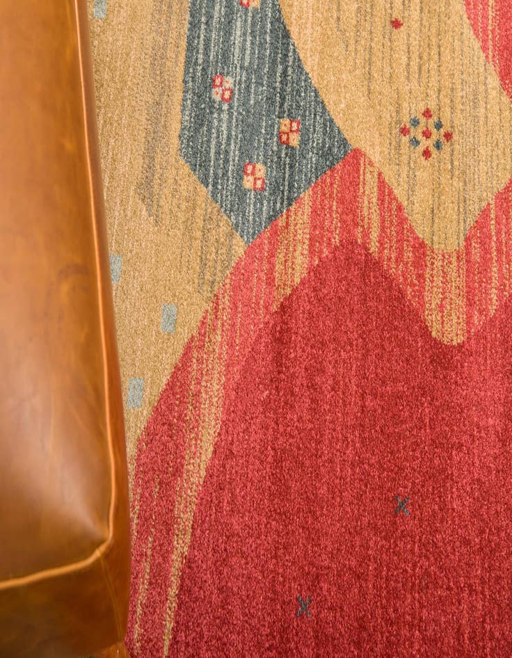 Detail image of 8' x 8' Kashkuli Gabbeh Round Rug