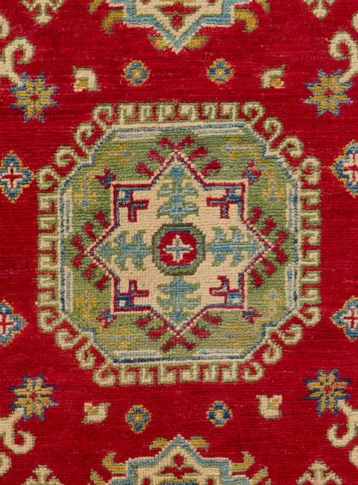 Detail image of 4' 9 x 4' 10 Hand Knotted Kazak Round Rug