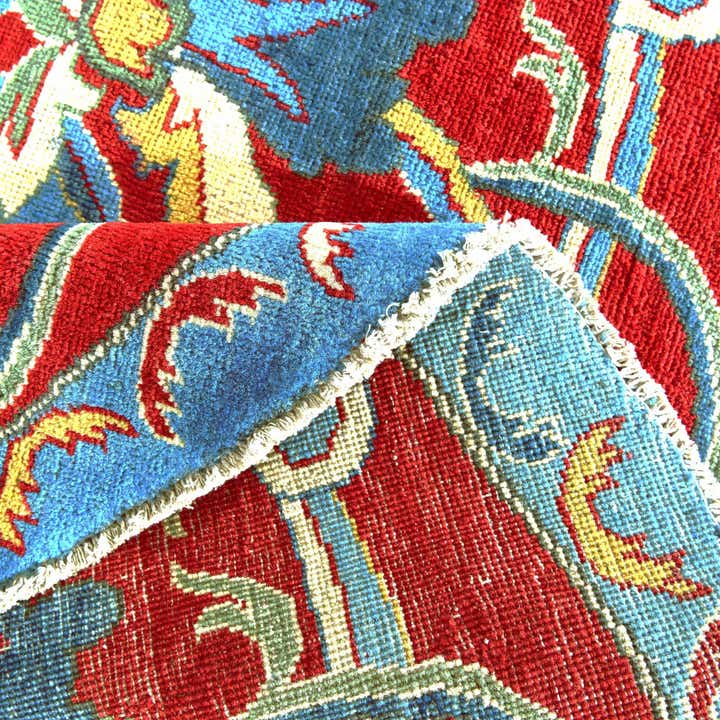 6' 6 x 6' 7 Hand Knotted Kazak Round Rug