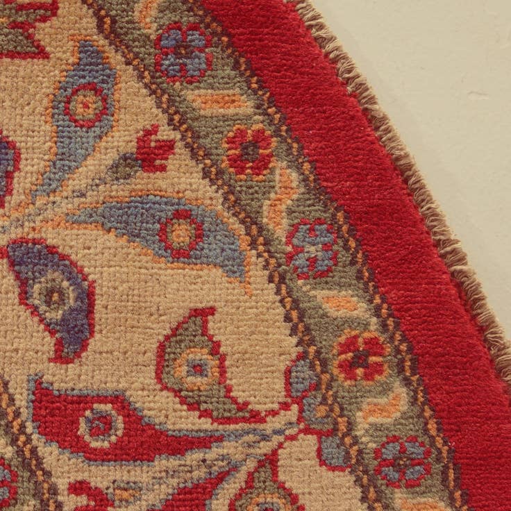 Detail image of 6' 7 x 6' 7 Hand Knotted Kazak Round Rug