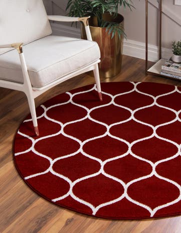 7' 10 x 7' 10 Lattice Frieze Round Rug