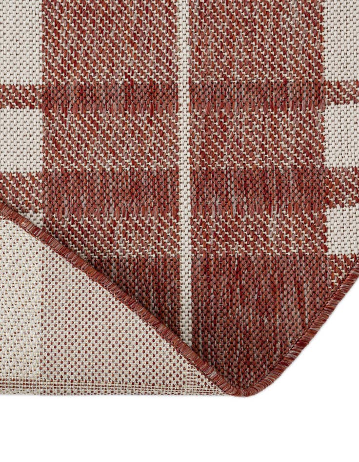 Detail image of 6' x 6' Easy-Clean Checkered Indoor / Outdoor Round Rug