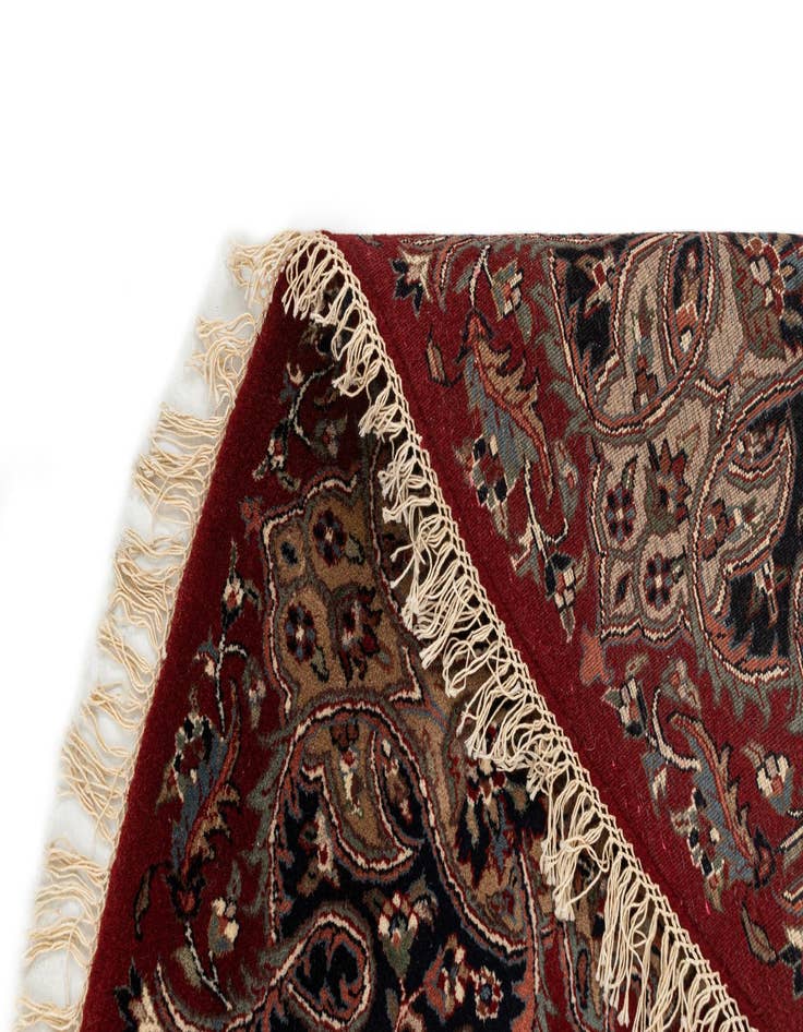 Detail image of 9' x 9' Hand Knotted Sarough Oriental Wool Round Rug