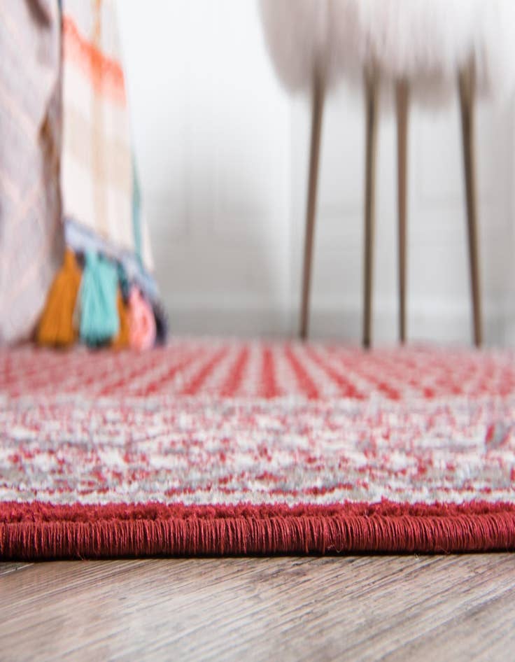 Detail image of 3' 7 x 3' 7 SoHo Round Rug