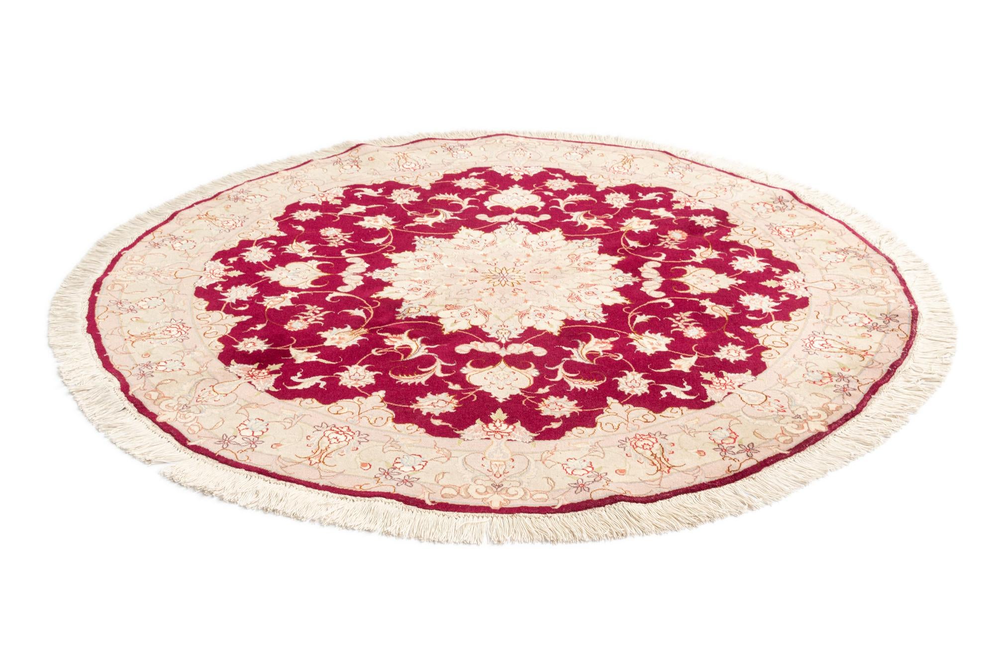 4' 11 x 4' 11 Tabriz Round Rug