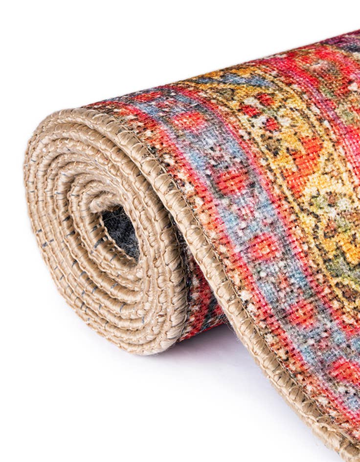 Detail image of 5' x 5' Washable Timeless Round Rug