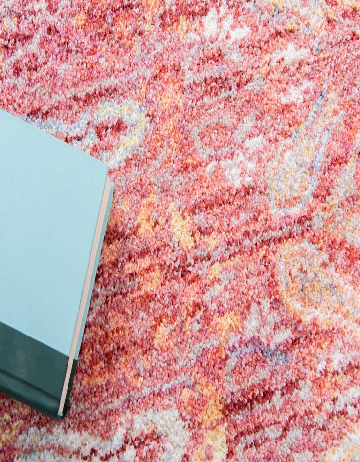 Detail image of 6' x 6' Williamsburg Round Rug