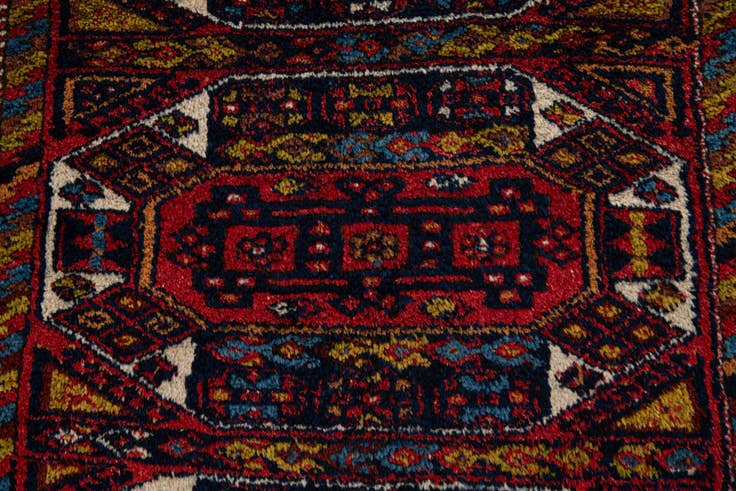Detail image of 4' 7 x 8' 10 Hand Knotted Anatolian Wool Runner Rug