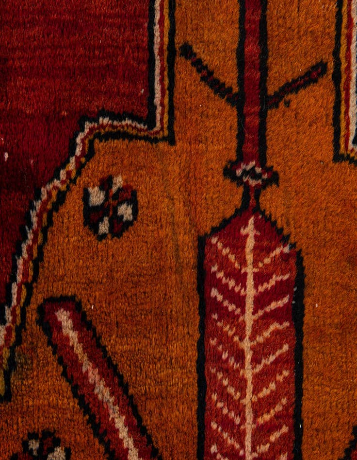 Detail image of 3' 9 x 6' 8 Hand Knotted Anatolian Wool Runner Rug