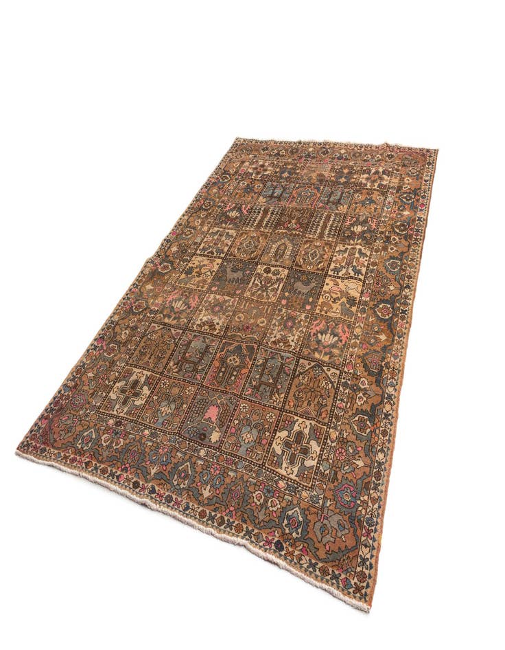 Detail image of 3' 8 x 10' 3 Bachtiar Wool Runner Rug