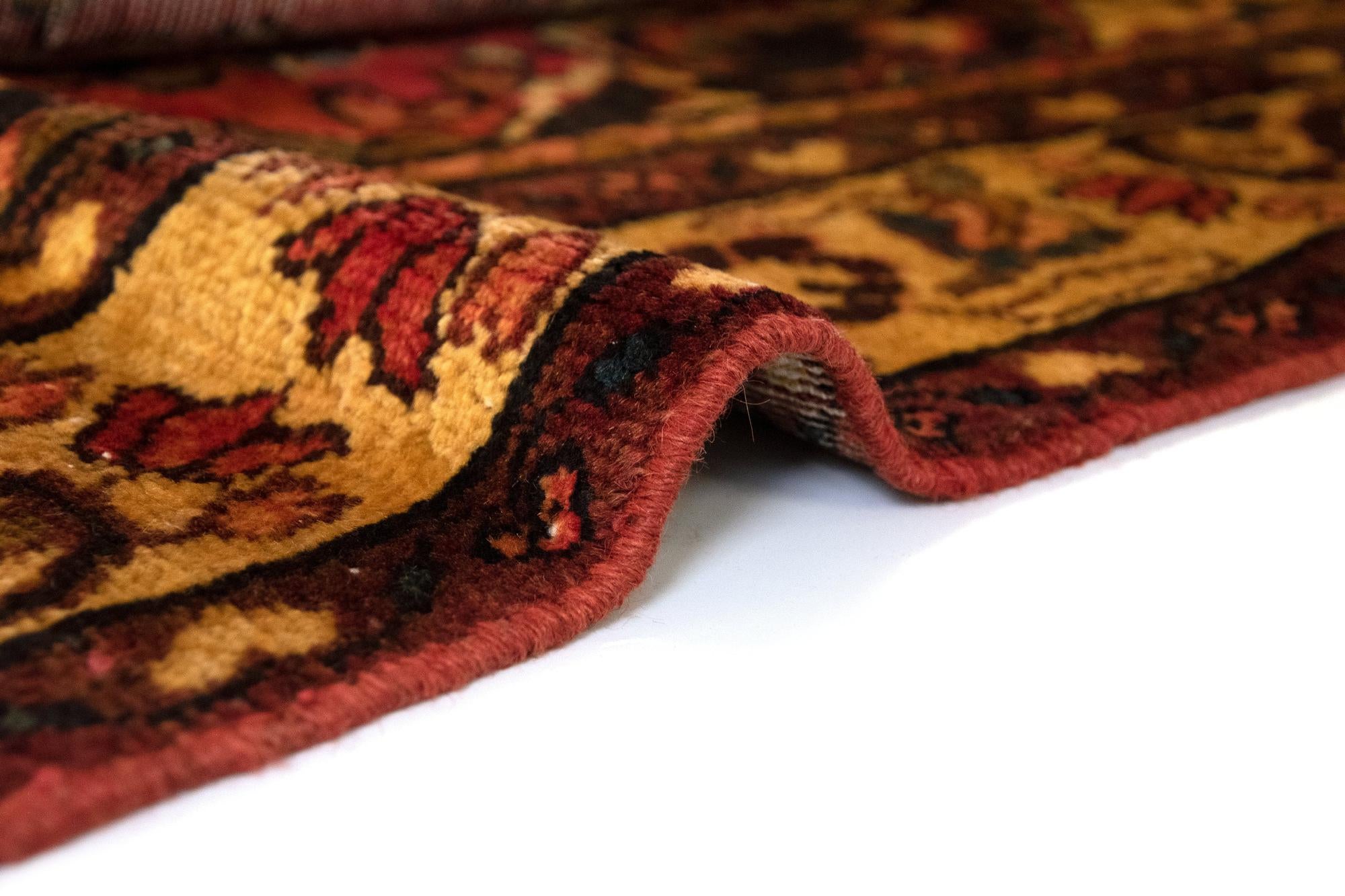 4' 9 x 9' 9 Hand Knotted Bachtiar Persian Wool Runner Rug